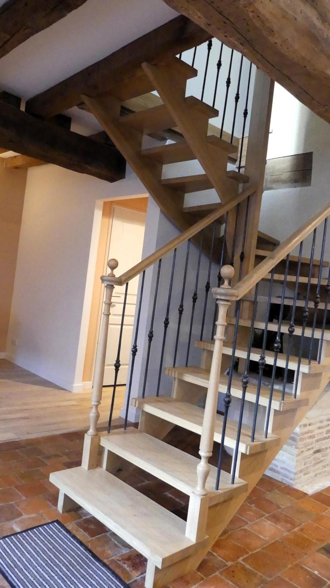 Dans Centre Apartment *